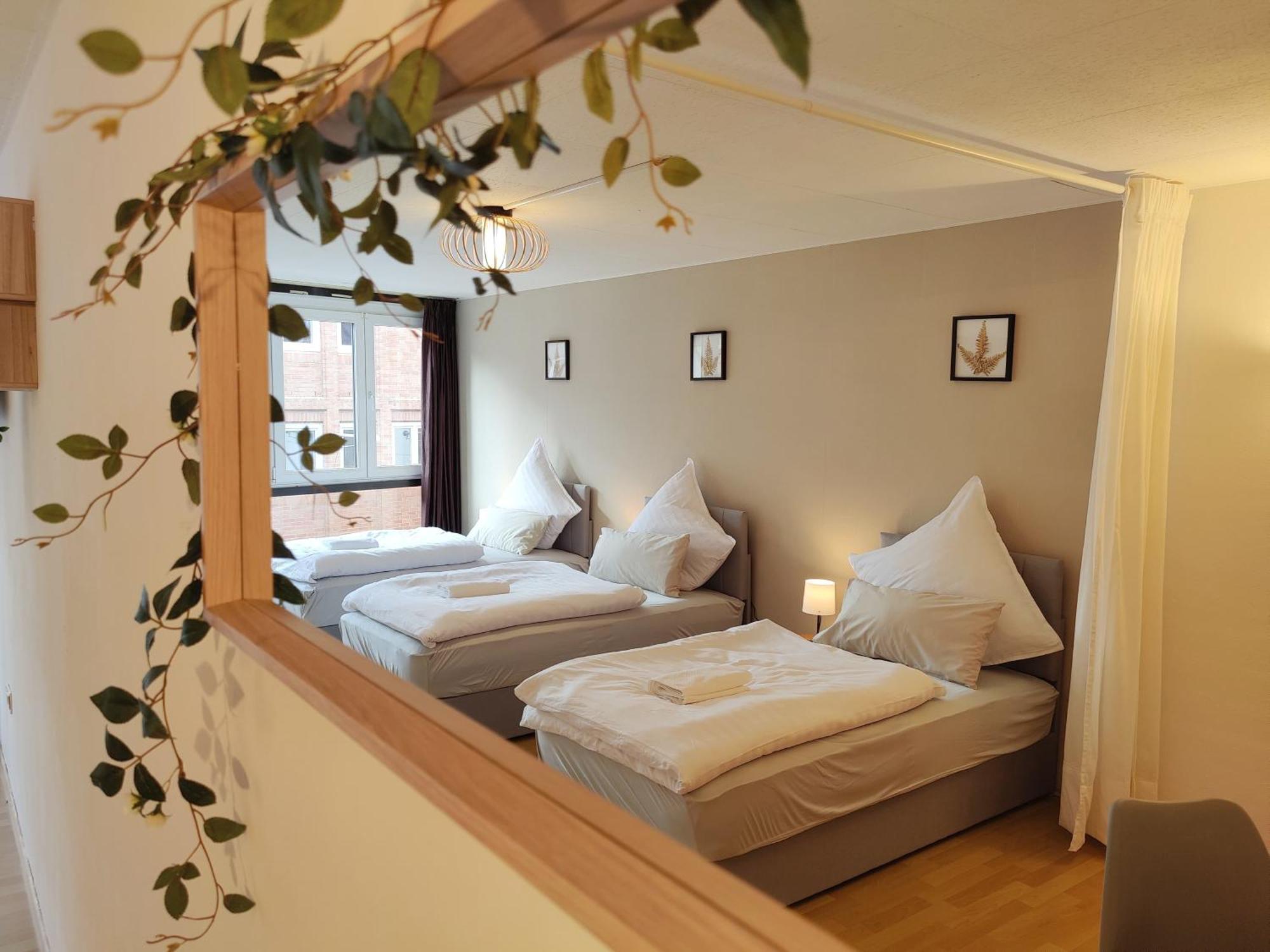 Charming Old Town Apartment *